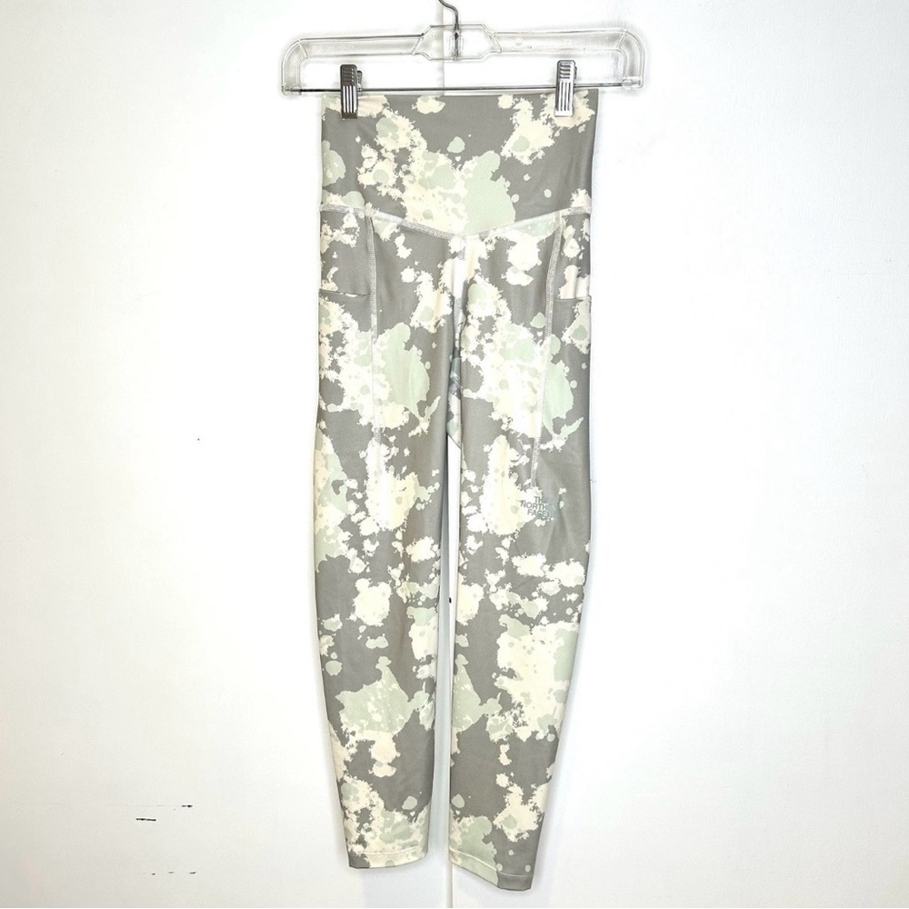The North Face Motivation High Rise Pocket Crop Leggings